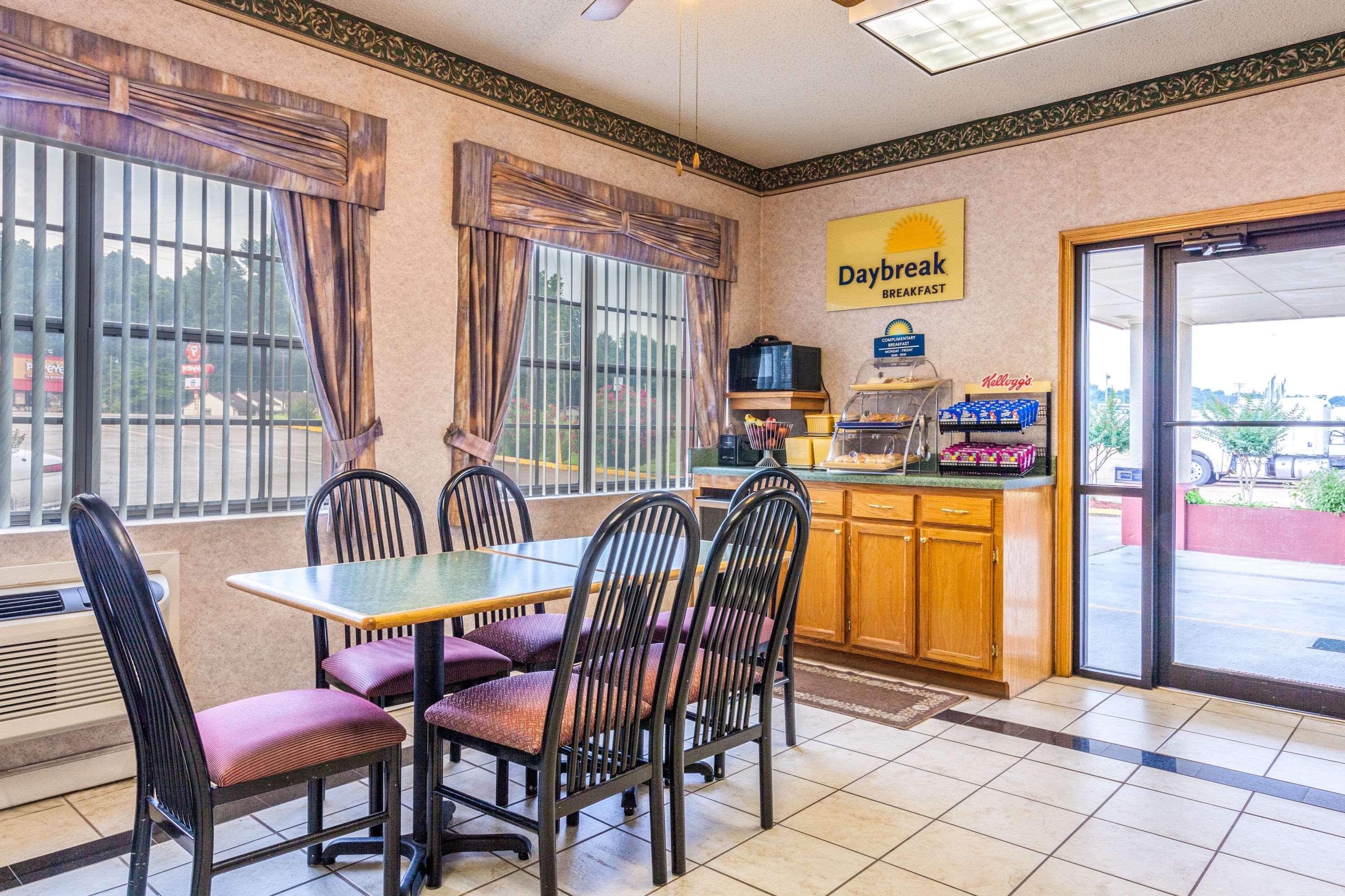 Days Inn By Wyndham Yazoo City Dış mekan fotoğraf