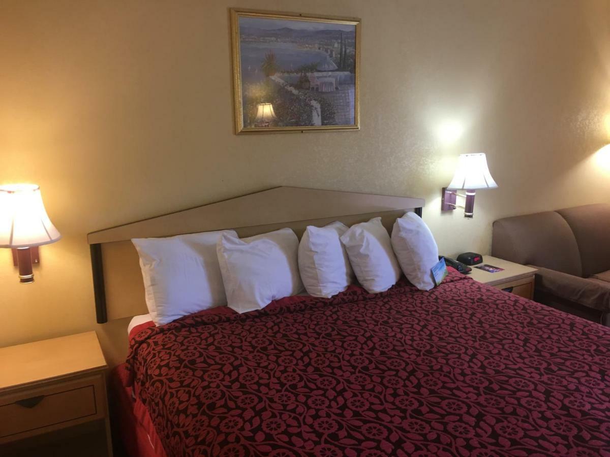 Days Inn By Wyndham Yazoo City Dış mekan fotoğraf